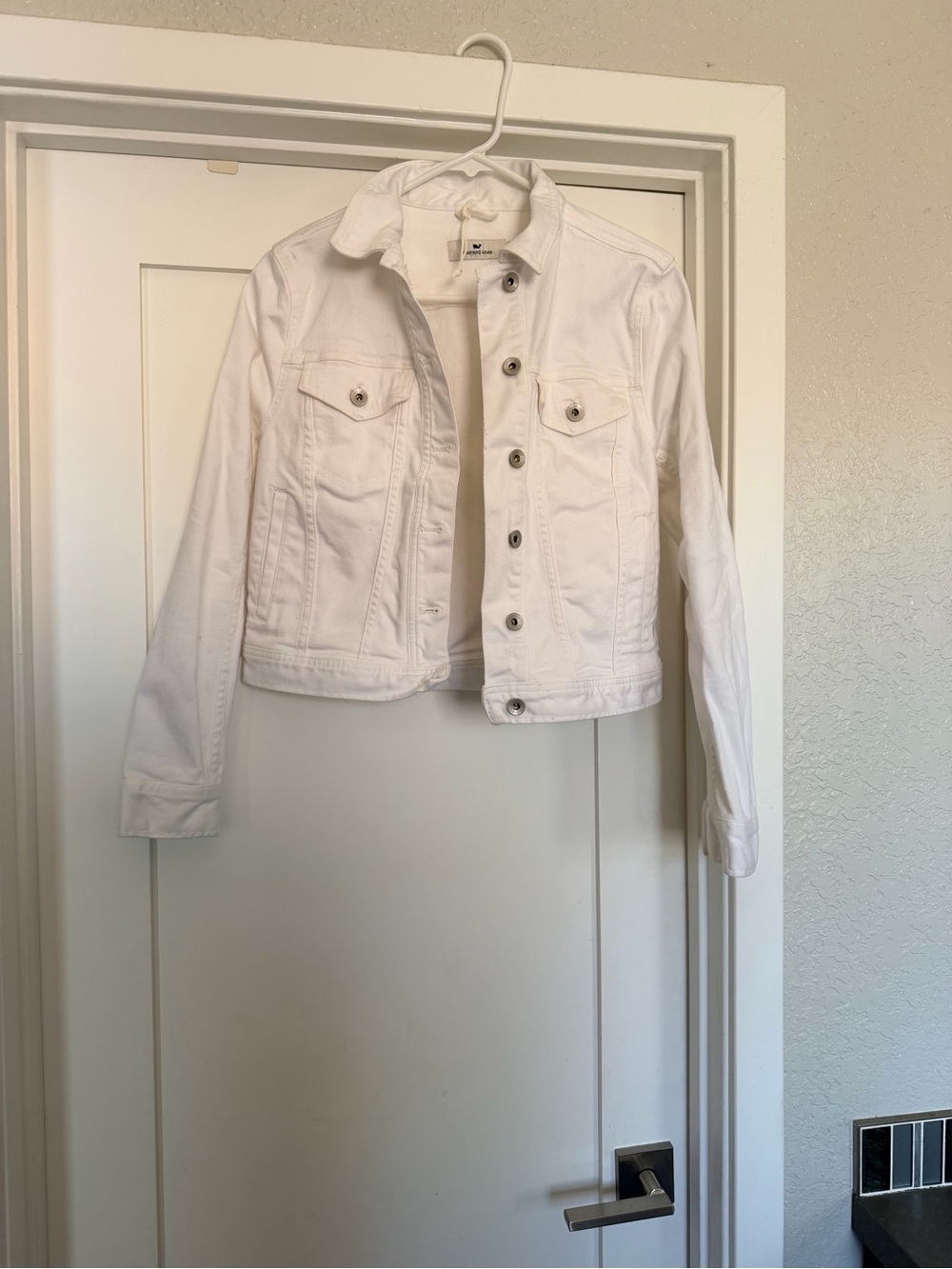 Vineyard Vines White Cropped Denim Jacket